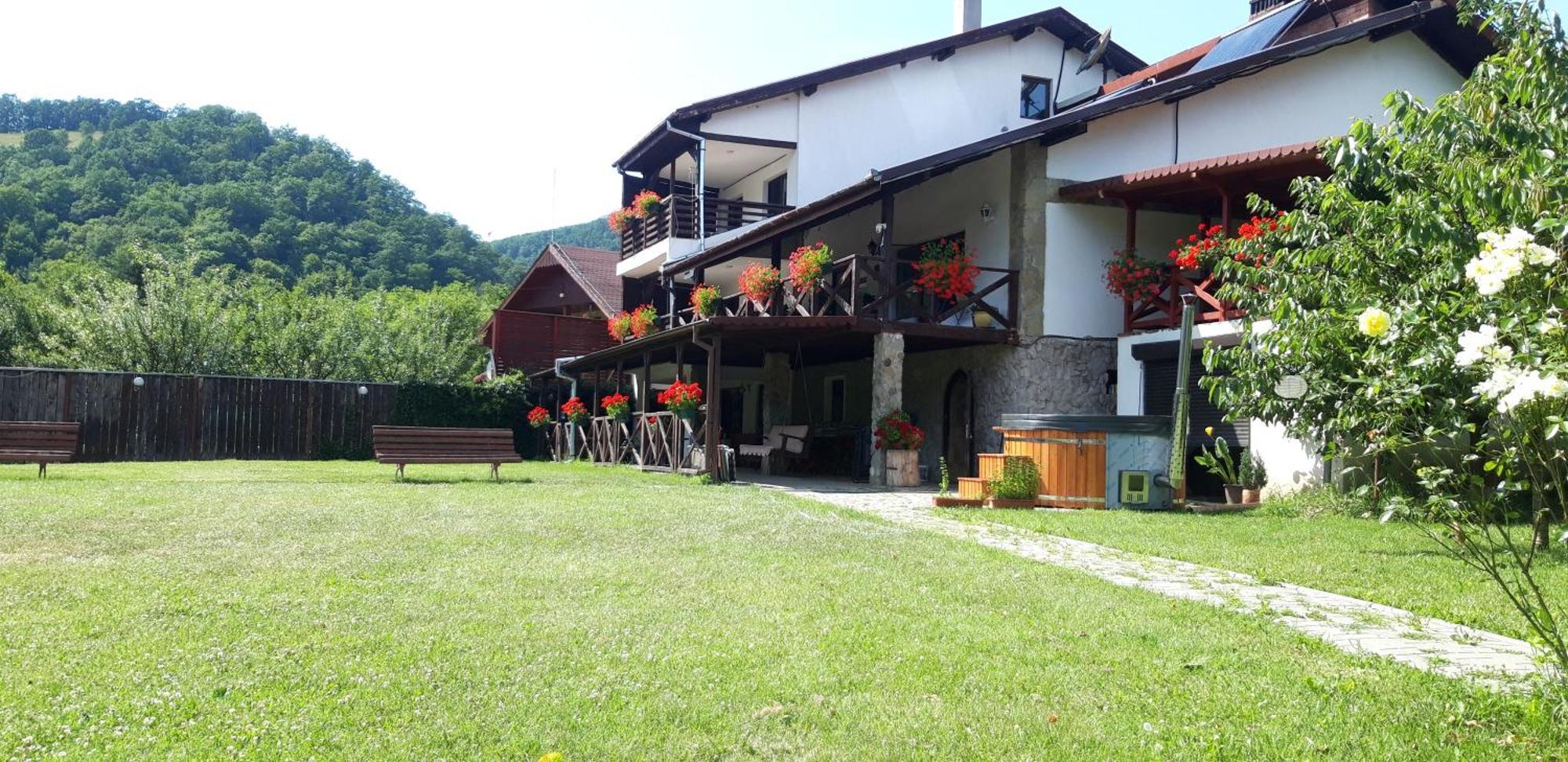 Cabana Poiana Galdei 外观 照片